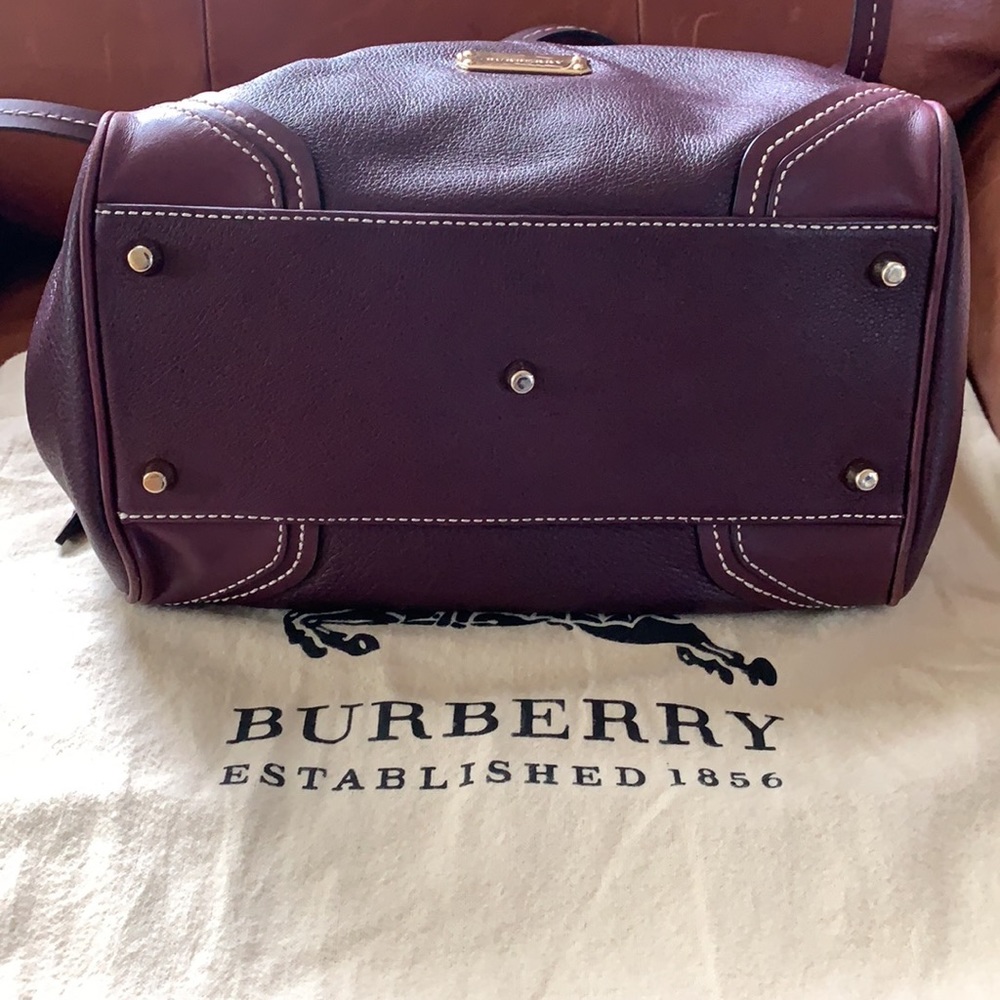 🎄🎁HOLIDAY SALE🎄🎁 ❤️Authenic Burberry Canterbury Handbag❤️ - Picture 8 of 16